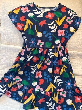 Hanna Andersson Organic Cotton Navy/Multicolor Floral Print Dress, size 5/110cm